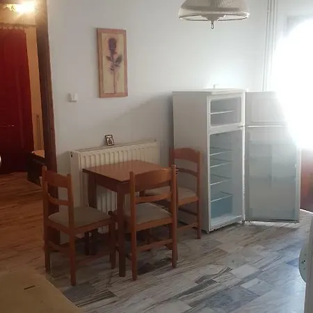 30ης ιουλίου διαμέρισμα * Néa Ankhíalos